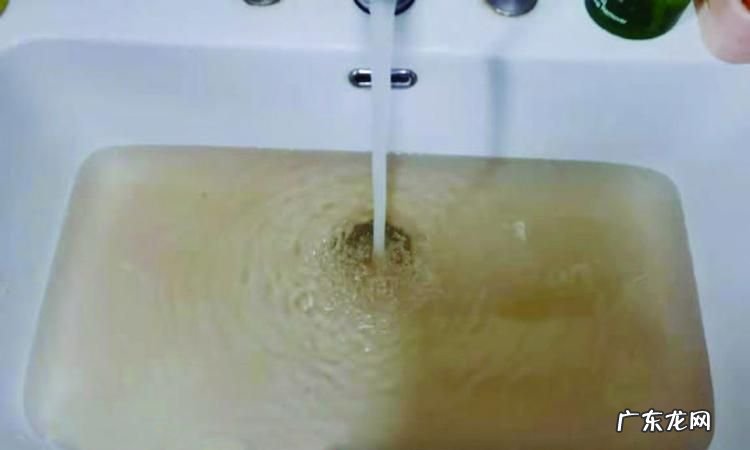 自来水轻微发黄可以用,下雨天自来水发黄烧开了可以喝