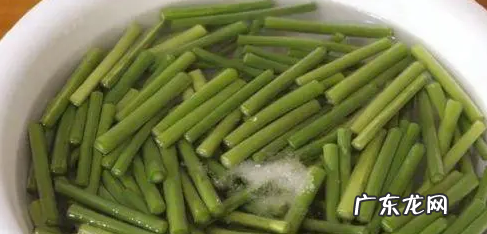 如何腌制蒜苔能保存,新鲜蒜苔怎么长期保存不抄水