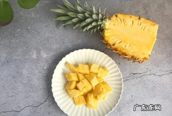 菠萝买回来要用盐水泡,菠萝需要盐水泡多久