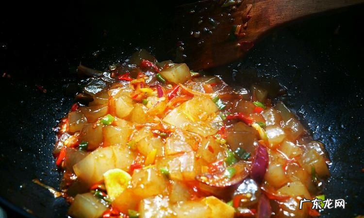 炒凉粉怎么炒好吃,家常炒凉粉怎么做好吃