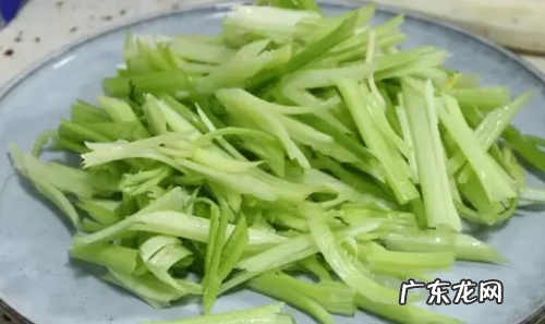 芹菜炒牛肉怎么炒,芹菜牛肉怎么炒好吃又嫩的做法