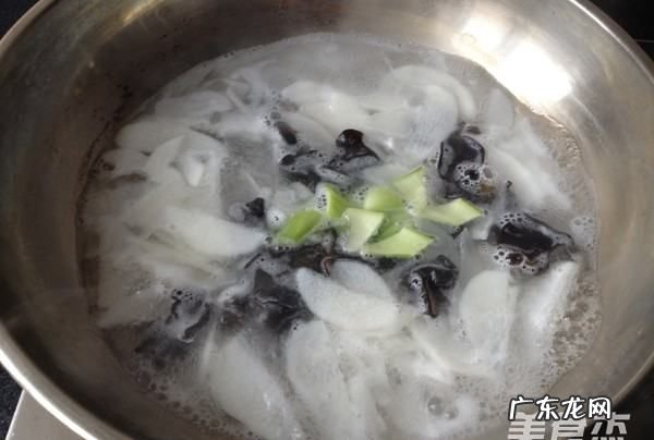 山药木耳怎么炒好吃,木耳山药怎么炒好吃
