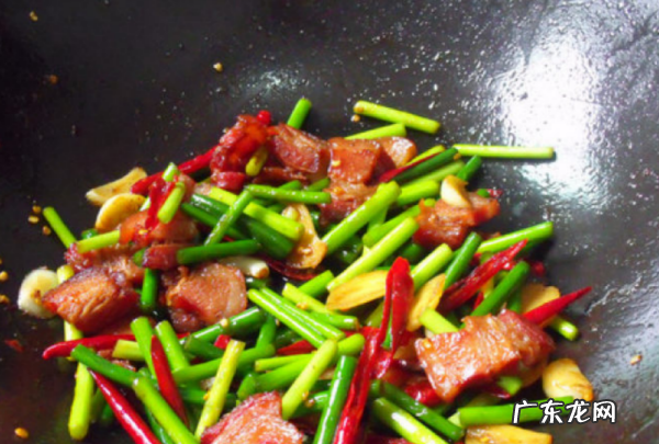 怎么做炒腊肉,炒腊肉的家常做法大全
