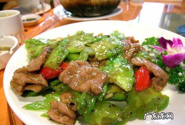 苦瓜炒肉怎么做,苦瓜炒肉片的家常做法 苦瓜炒肉做法步骤