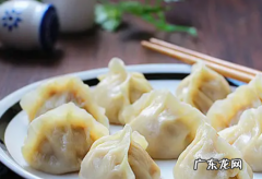 蒸饺全烫面还是烫一半,蒸饺皮是全烫面还是半烫面哪个更好吃