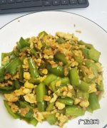 青椒鸡蛋怎么炒,青椒炒鸡蛋的正确做法