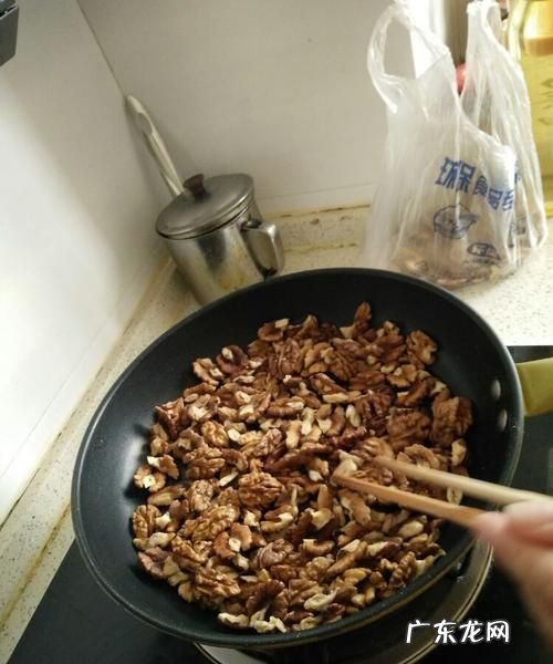 炒核桃怎么炒,怎么炒熟核桃仁才香脆