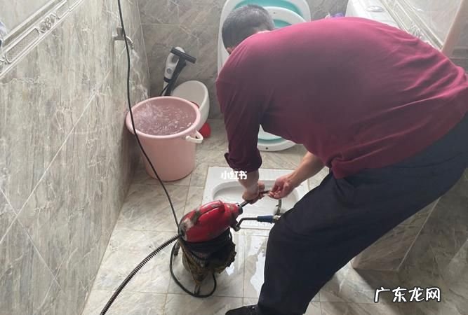 厕所堵了怎么办疏通蹲便,蹲便器堵住了怎么疏通