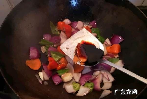 炒猪肝怎么炒好吃,炒猪肝的家常做法步骤