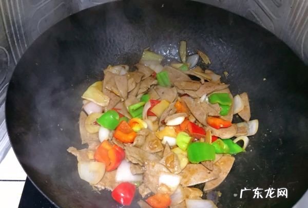 炒猪肝怎么炒好吃,炒猪肝的家常做法步骤
