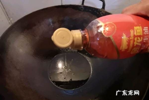 炒猪肝怎么炒好吃,炒猪肝的家常做法步骤