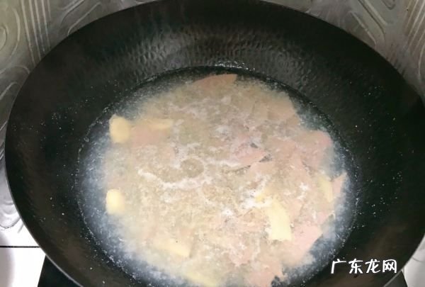 炒猪肝怎么炒好吃,炒猪肝的家常做法步骤