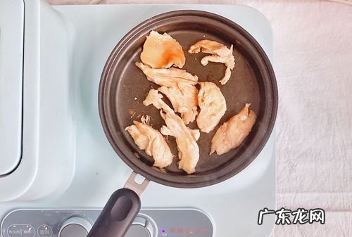 鸡胸肉常温下能放多久,卤好的鸡胸肉可以放几天