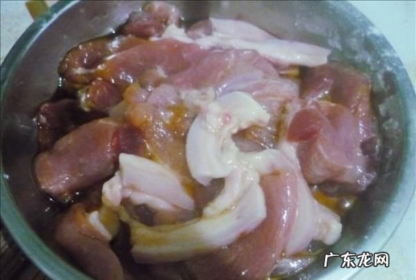 莲藕炒肉怎么炒,瘦肉炒莲藕片的做法大全