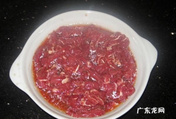 牛肉炒彩椒的做法,牛肉炒青椒怎么做