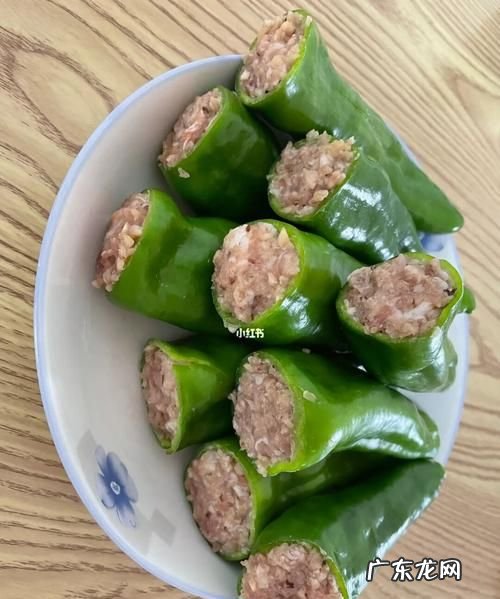 青椒酿肉是蒸还是煎,青椒酿肉怎么做好吃又简单