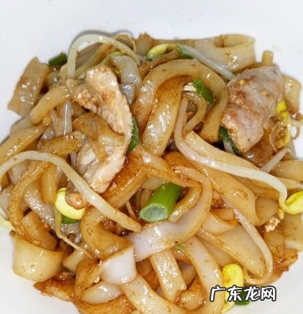 怎么做炒河粉,炒河粉的家常做法教程