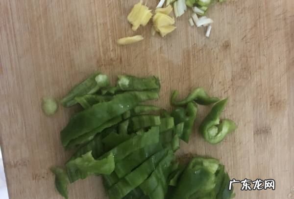 白菇怎么炒菜配什么,白菇怎么吃