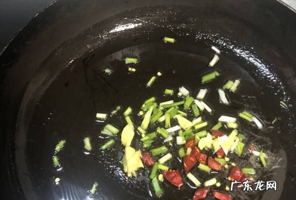 白菇怎么炒菜配什么,白菇怎么吃