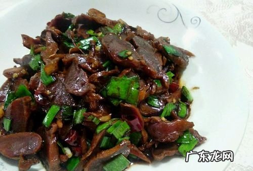 鸭胗怎么炒又嫩好吃,怎样炒鸭胗又嫩又好吃窍门