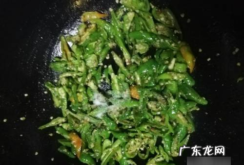 怎么炒油渣脆,油渣怎么做好吃