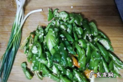 怎么炒油渣脆,油渣怎么做好吃