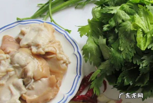 河蚌怎么炒好吃,小河蚌怎么做好吃又简单