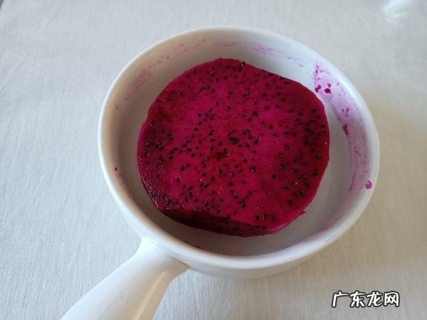 火龙果馒头用什么来固色,火龙果蒸馒头怎样才能不变色柠檬