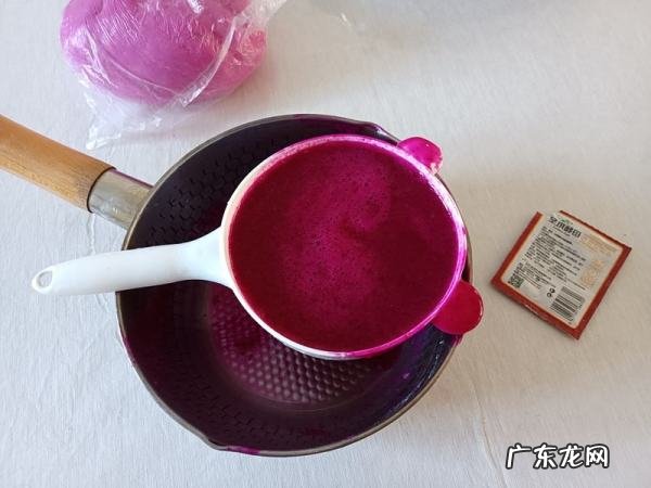 火龙果馒头用什么来固色,火龙果蒸馒头怎样才能不变色柠檬