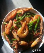 虾怎么炒才好吃,虾子怎么炒好吃又简单小孩吃