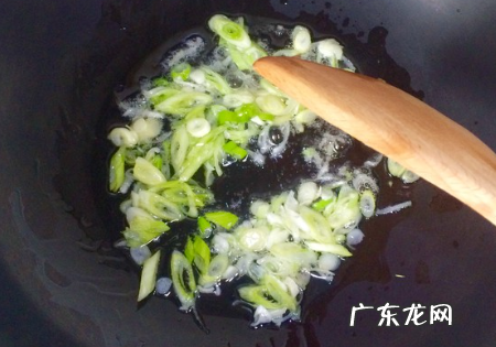 怎么炒胡萝卜丝,炒胡萝卜丝的做法炒胡萝卜丝怎么做