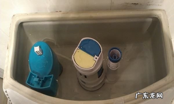 抽水马桶一直流水怎么办,马桶存不住水一直流水如何解决