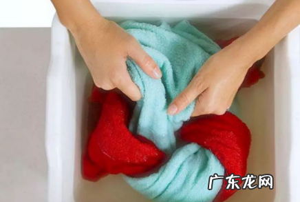 如何洗衣服上的混凝土,衣服上的水泥浆怎么洗掉