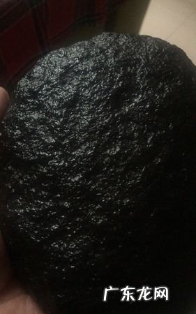 石头里面有空气,地下五米砂石中有空气嘛为什么