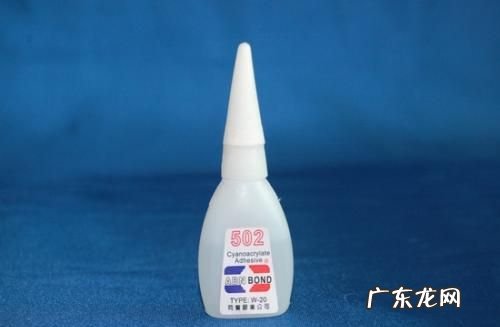 香蕉水可以去防水胶,黑色防水胶怎么能洗掉