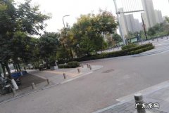 出门右转什么意思,出门往右拐是什么意思