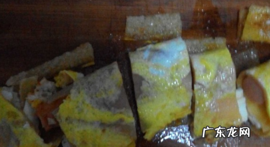 烤冷面最后浇的红汁是什么,烤冷面的酸甜汁怎么做窍门