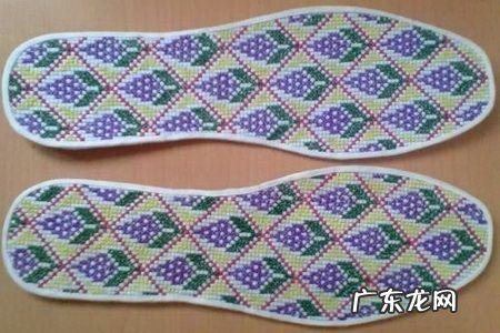 鞋被雨水泡了特别臭怎么办,鞋子淋雨后变臭怎么办小妙招