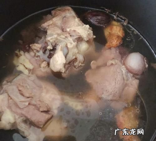 筒子骨高压锅压几分钟,高压锅炖筒子骨炖多久最好