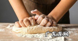发酵的面太硬怎么补救,面和硬了怎么办三种方法轻松补救