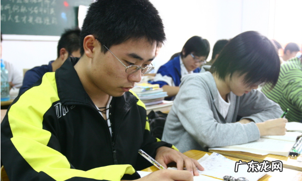 高考多少分适合复读,考多少分复读合适