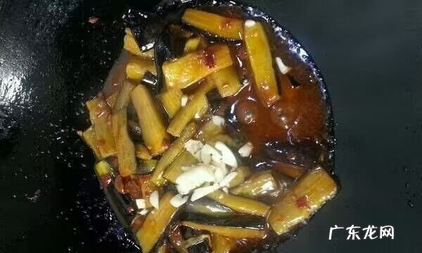 炒茄子怎么炒好吃,清炒茄子的家常做法