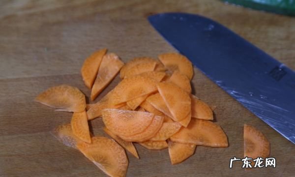 秋葵怎么炒鸡蛋,秋葵炒鸡蛋的做法功效与作用