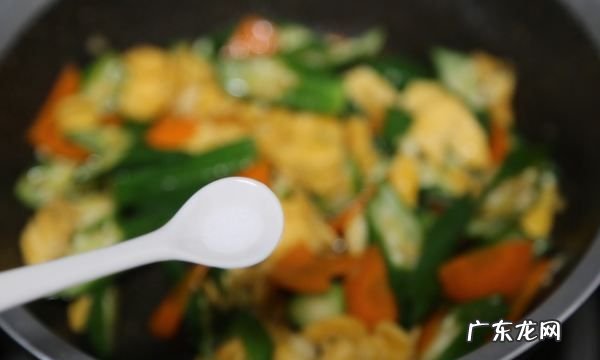 秋葵怎么炒鸡蛋,秋葵炒鸡蛋的做法功效与作用