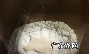 鸡蛋汉堡面糊怎么调才酥脆,鸡蛋汉堡的面糊怎么调才会酥脆