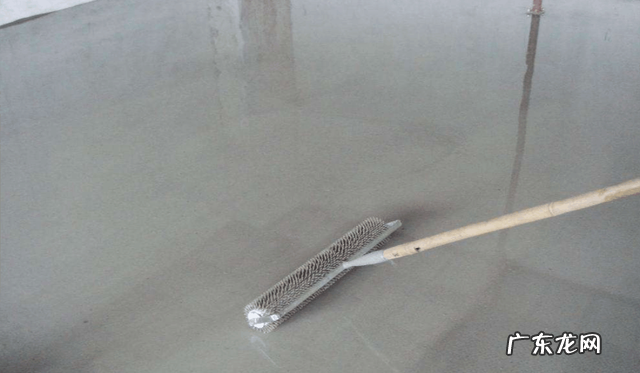 水泥怎么抹出光滑,抹水泥怎样才能抹平