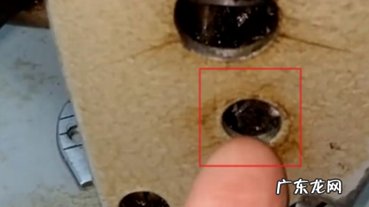 缝纫机不走布怎么处理,缝纫机不送布是什么原因怎样修理