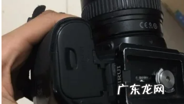 单反相机如何充电,佳能相机的使用方法教程