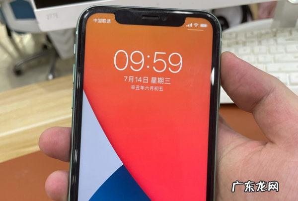 苹果手机iphone 怎么申请官解,卡贴机怎么申请官方解锁怎么收费