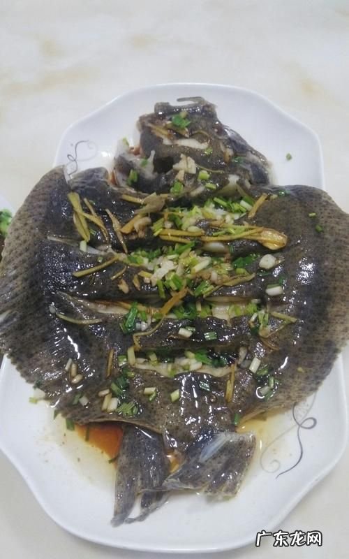 大菱鲆怎么做好吃,富贵鱼相面怎么做好吃又简单